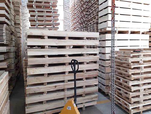木托盤生產現(xiàn)場